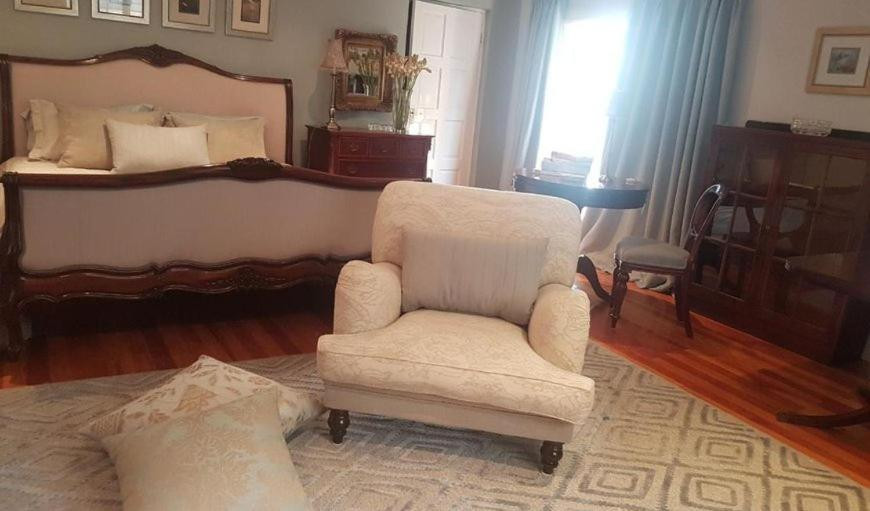 the-coach-house-6866