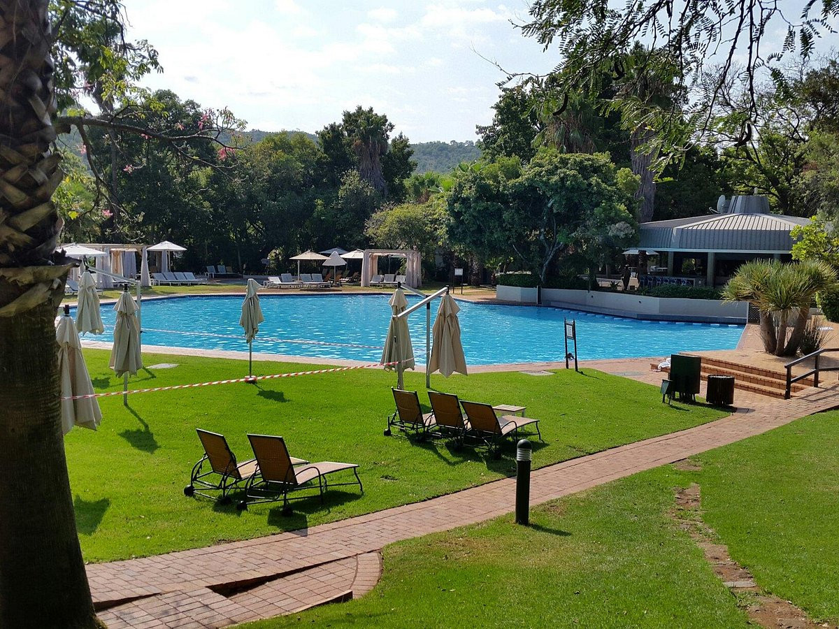 3 Star Sun City Cabanas