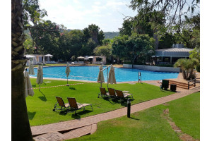 3 Star Sun City Cabanas